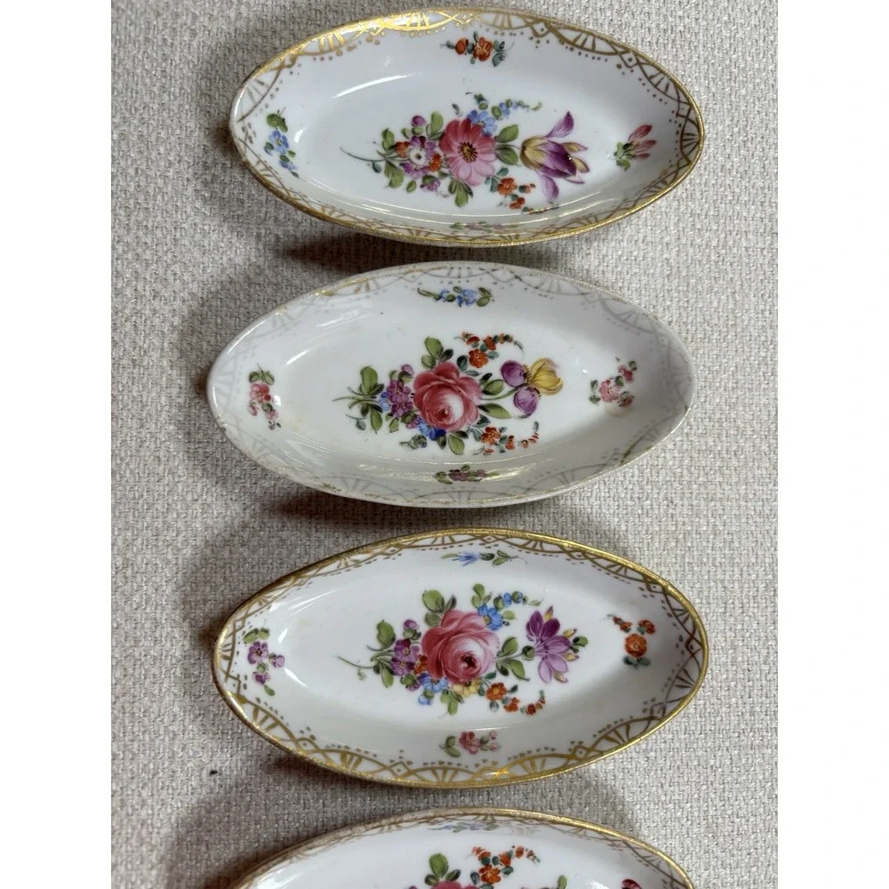 Vintage Dresden Handmalerei Porcelain Oval Open Salts Nut Dishes Hand Painted⁠ 4